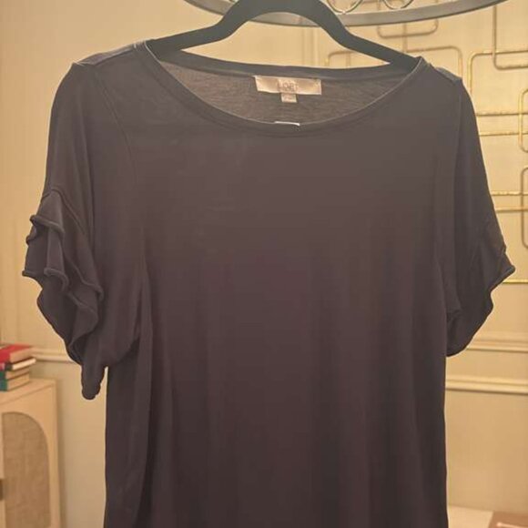 LOFT XS Black Ruffle Flutter Sleeve Tee T-Shirt Knit Top Blouse - Picture 3 of 7